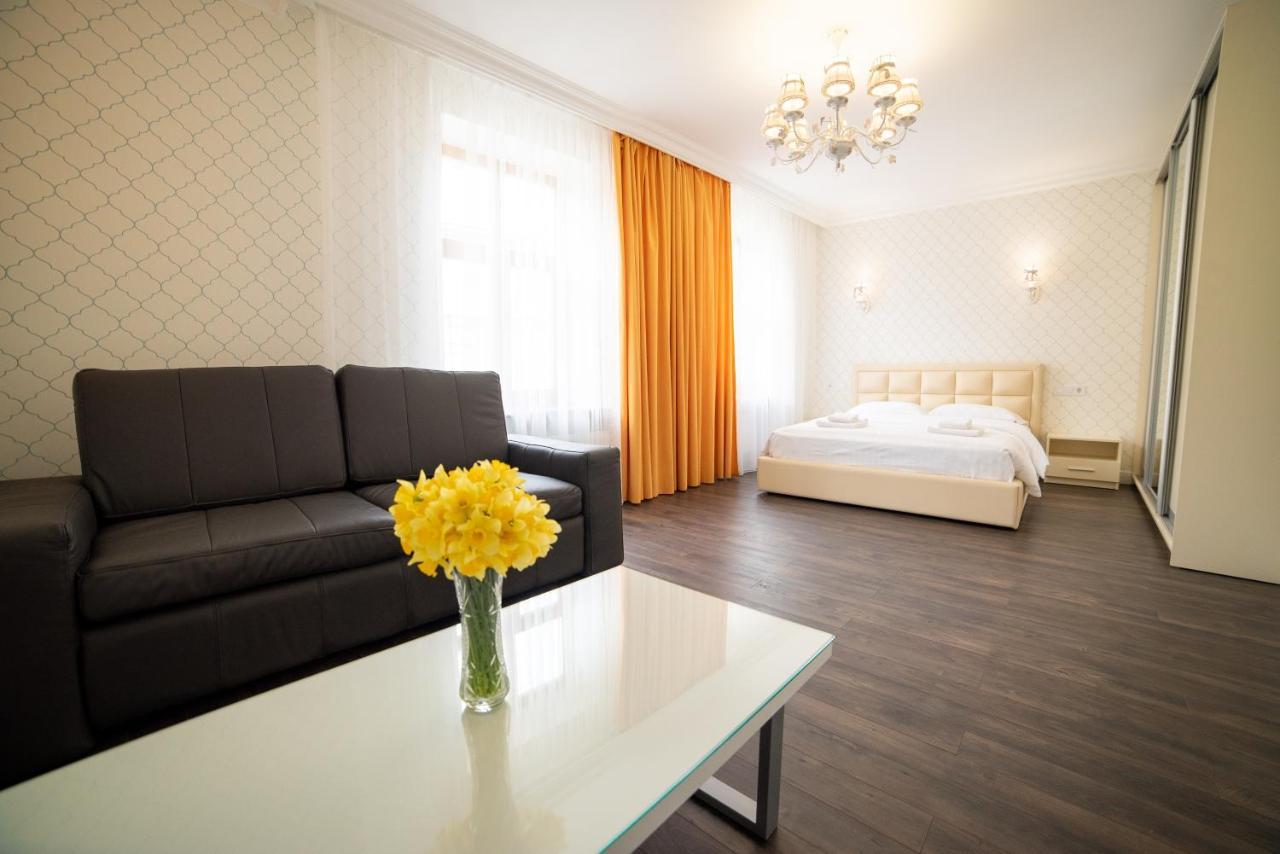 Asao-Apartments Walking Center Zone Lviv Bagian luar foto