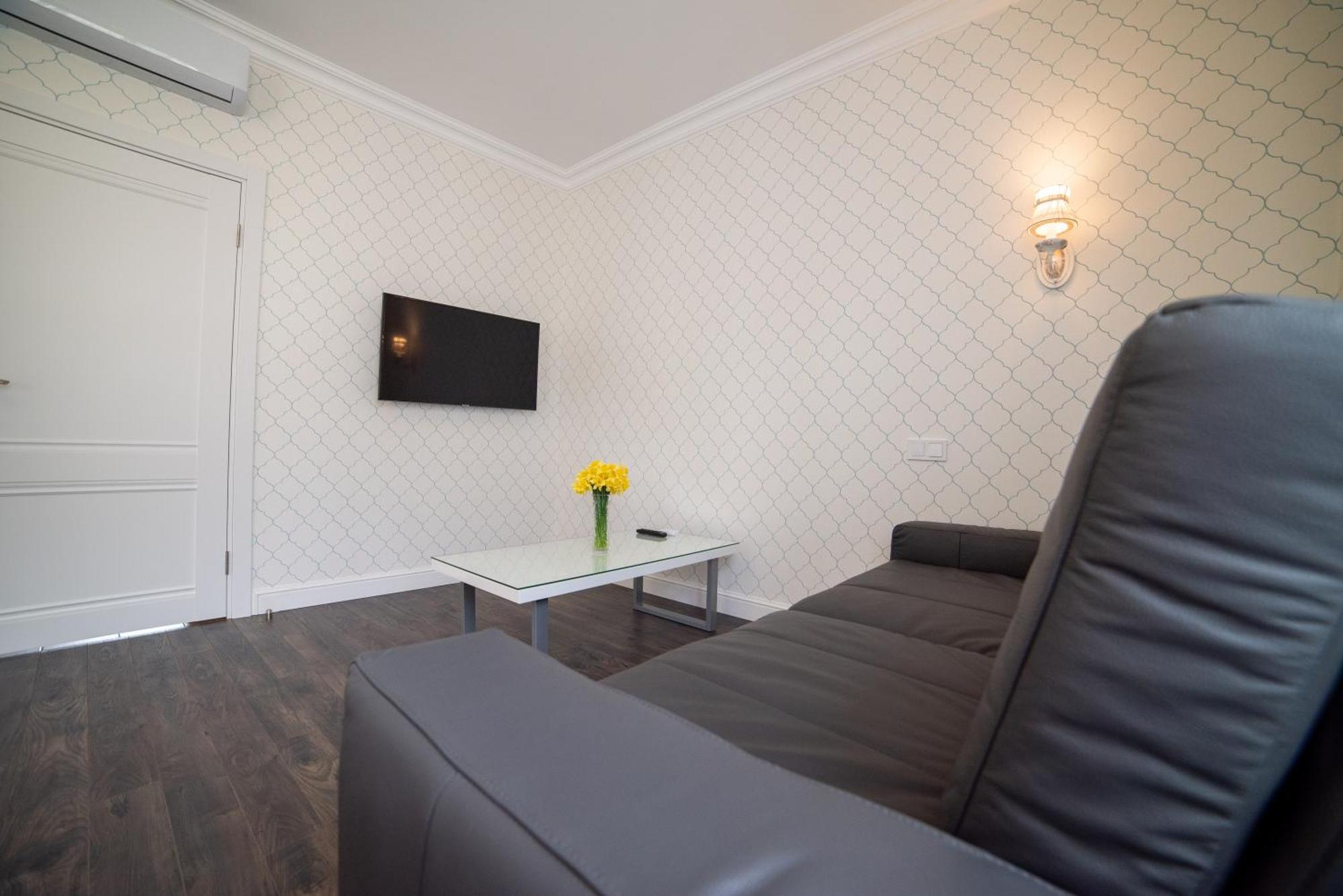 Asao-Apartments Walking Center Zone Lviv Ruang foto