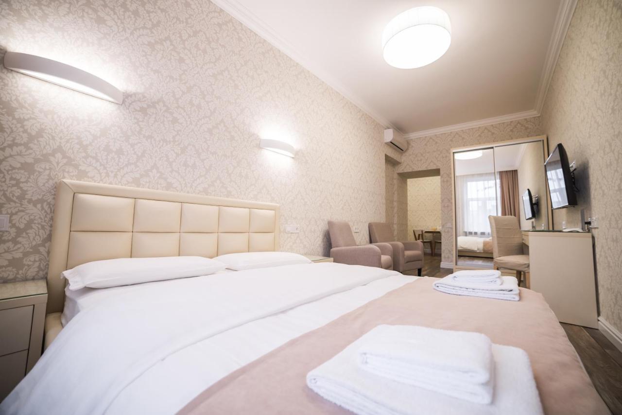 Asao-Apartments Walking Center Zone Lviv Bagian luar foto