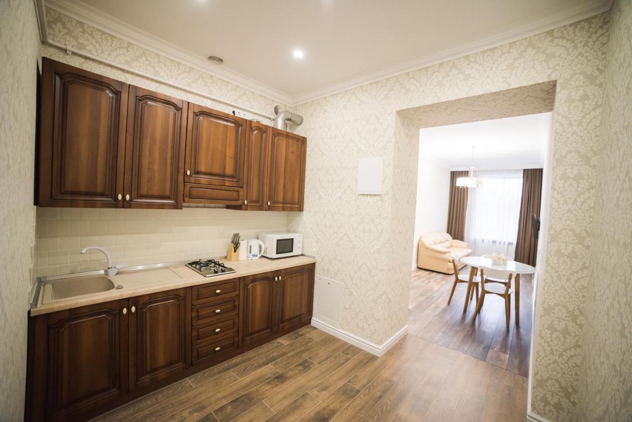 Asao-Apartments Walking Center Zone Lviv Bagian luar foto